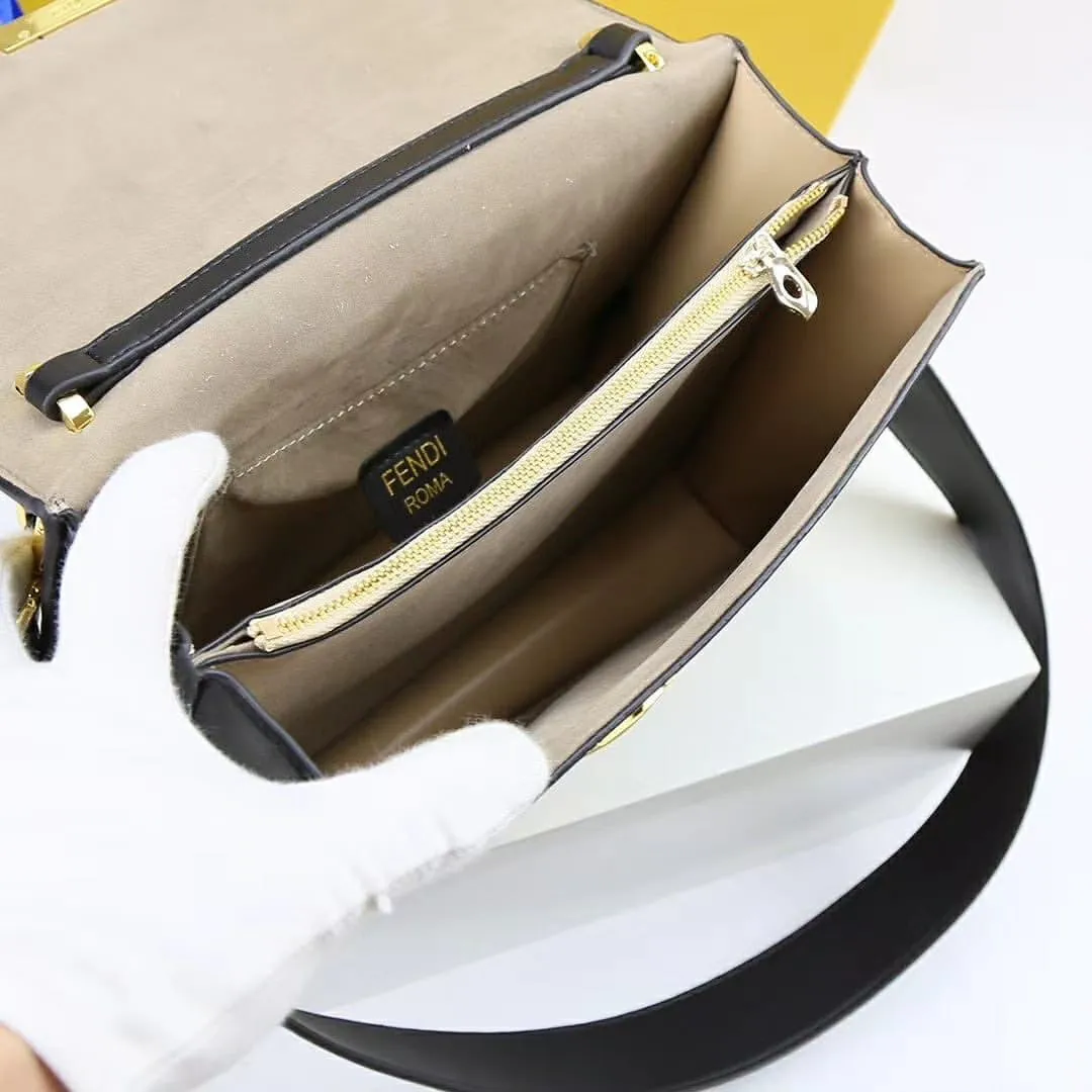 Designer Purses - FND - 6566