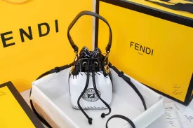 Designer Purses - FND - 6567